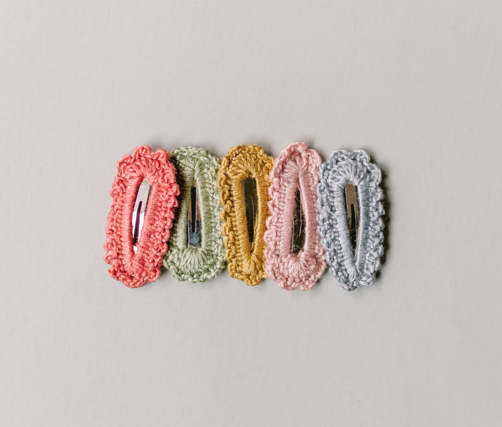 Crochet snap clips